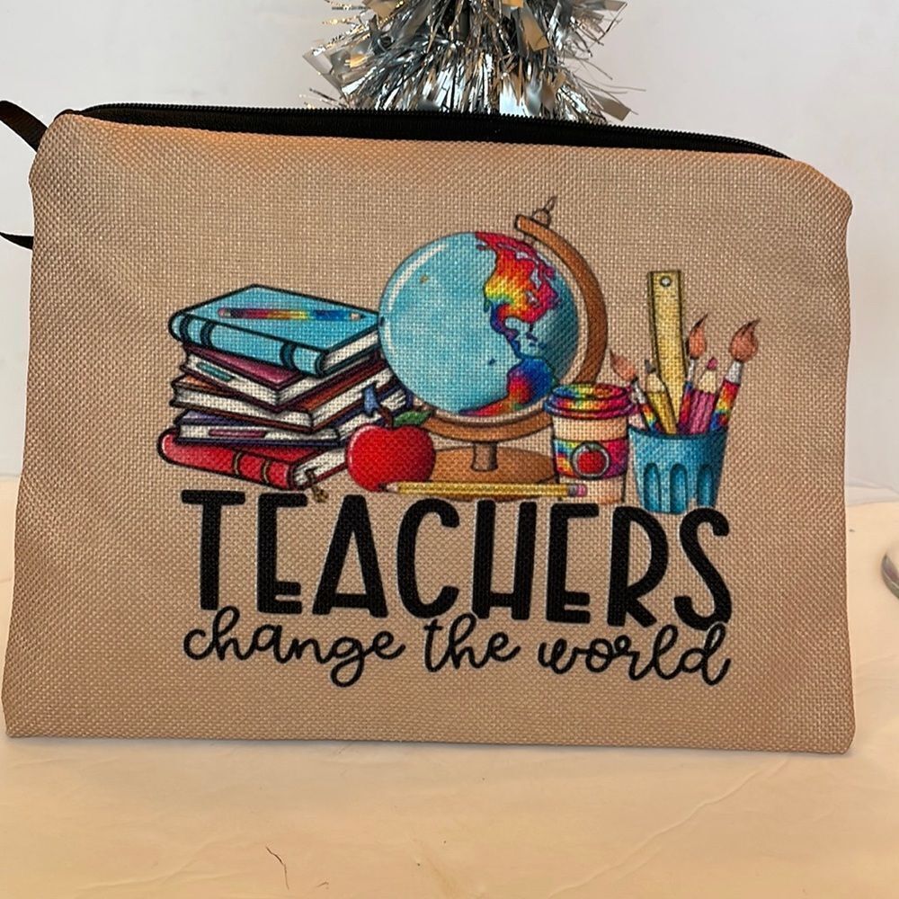 ‎TEACHER COSMETIC OR SUPPLY BAG